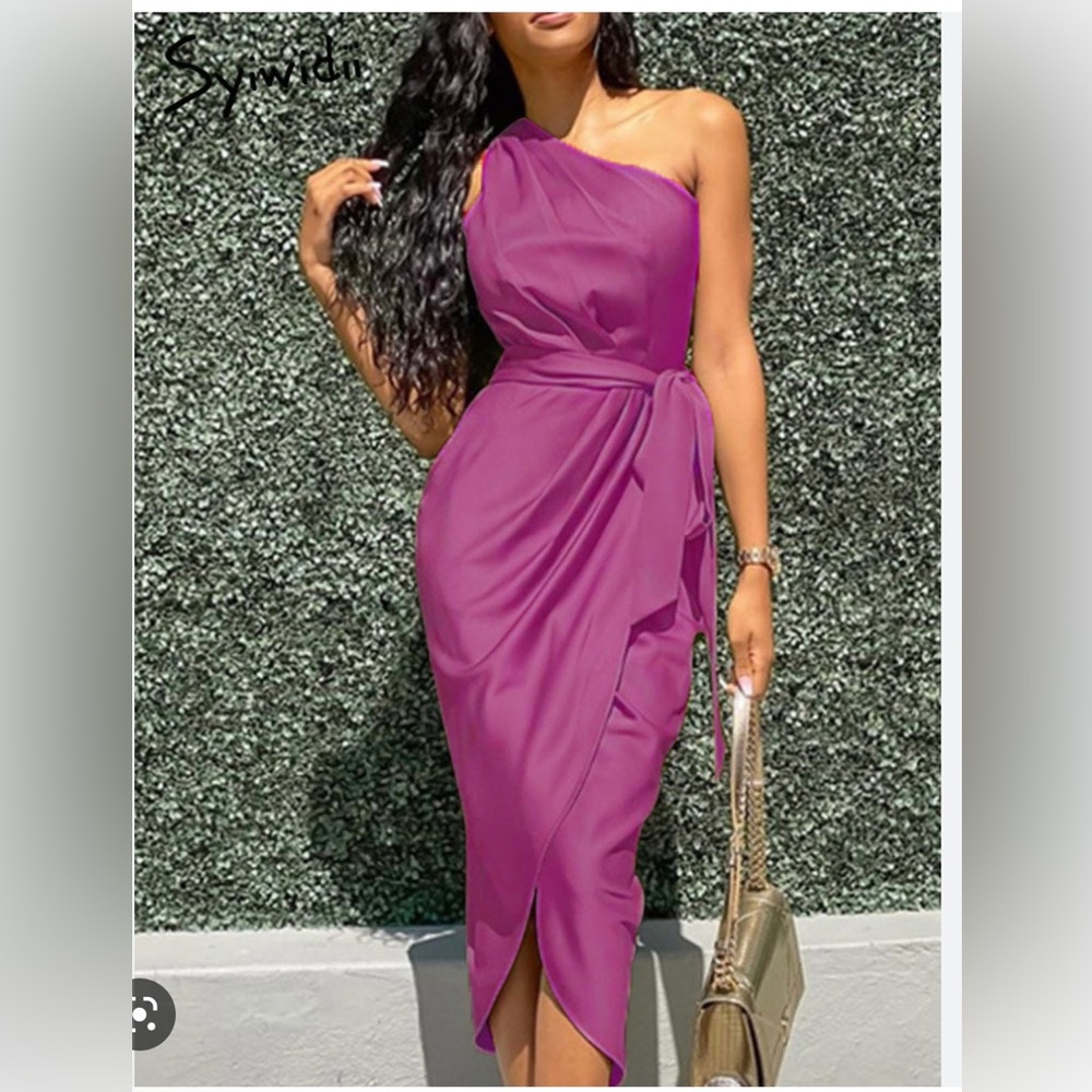 One Shoulder Ruched Slit Party Dress by Chicme, size L